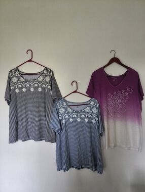 Woman within lot of 3 size 1x 22-24 short sleeve tops Shirts